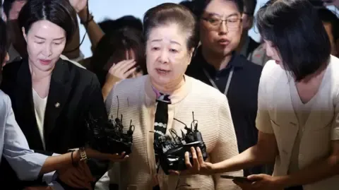 Controversial Religious Head Dismisses Gift-giving Accusations Against Former South Korean President's Wife